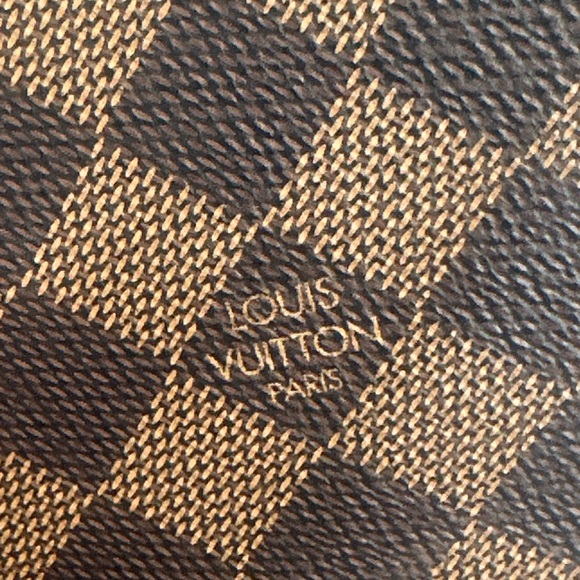 Authentic Louis Vuitton Damier Ebene Pouch - Picture 9 of 13